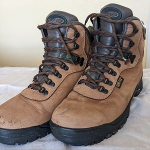 Vasque men's hiking boot